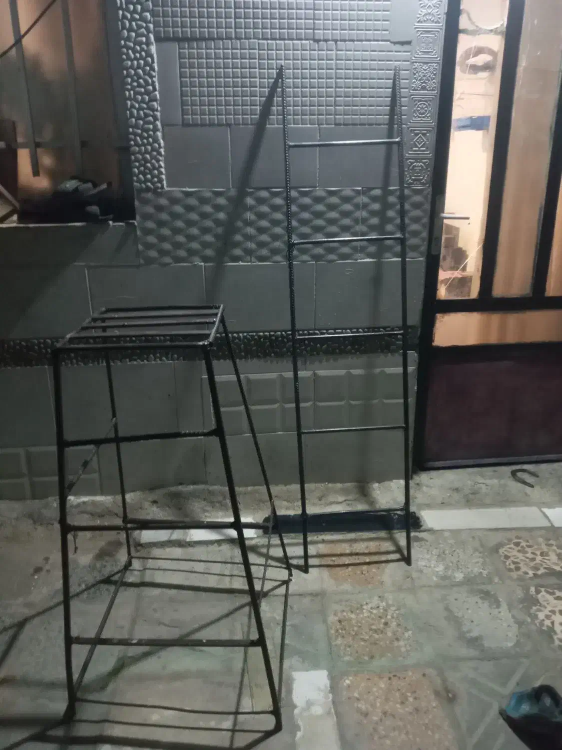 چهارپایه‌ بابهترین‌ میلگرد|صندلی و نیمکت|دورود, |دیوار