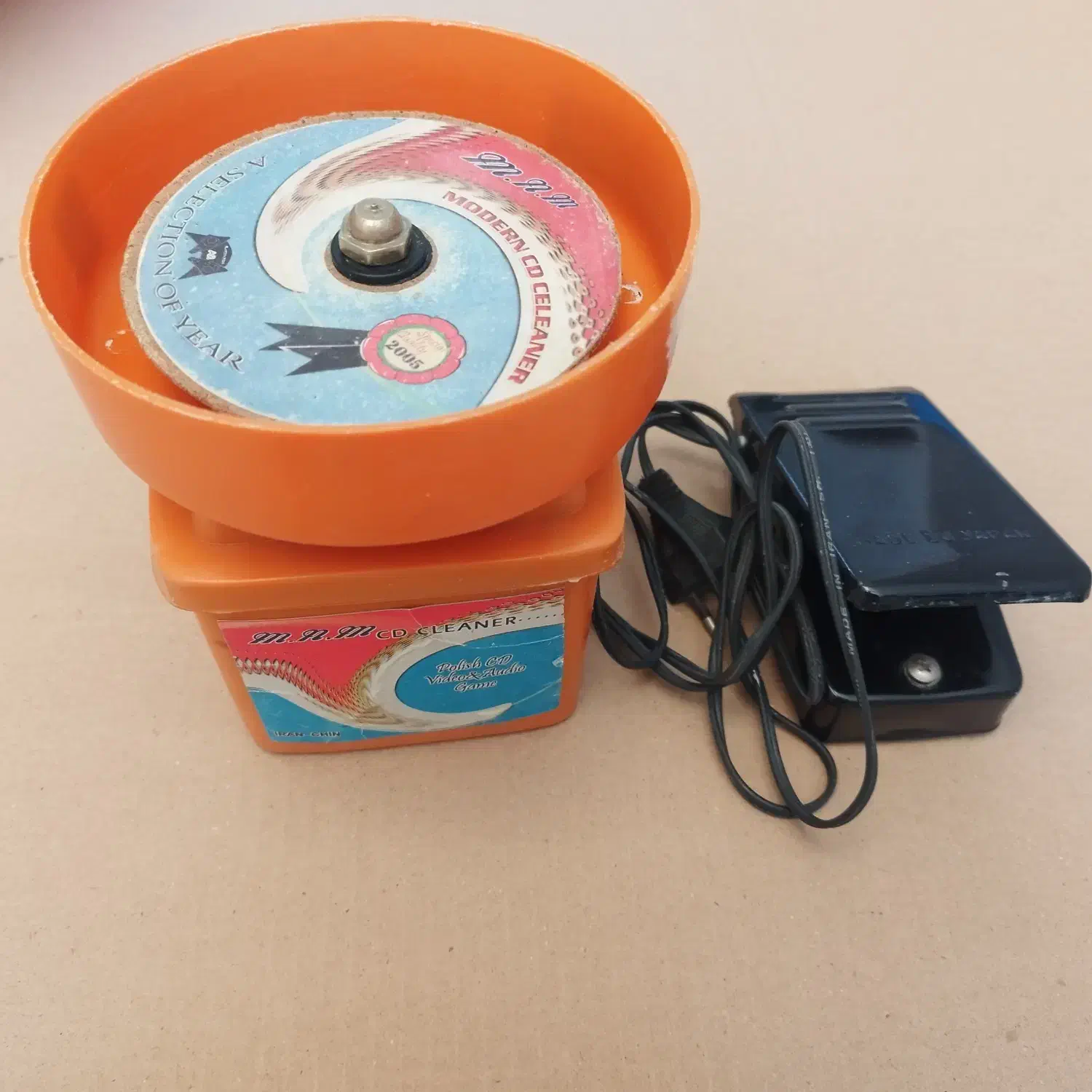 دستگاه خش گیر سی دی و دی وی دی|قطعات و لوازم جانبی رایانه|فولادشهر, A4|دیوار