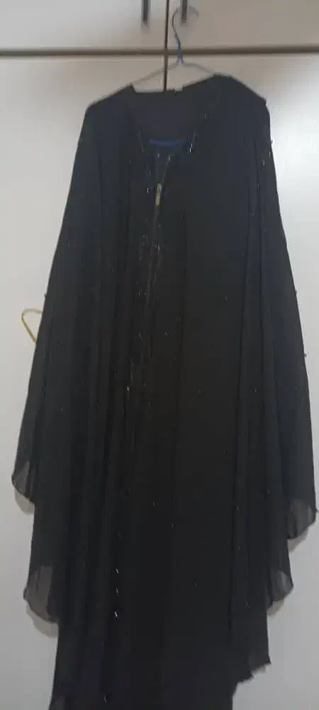 عبا خلیجی|لباس|اهواز, کمپلو جنوبی|دیوار