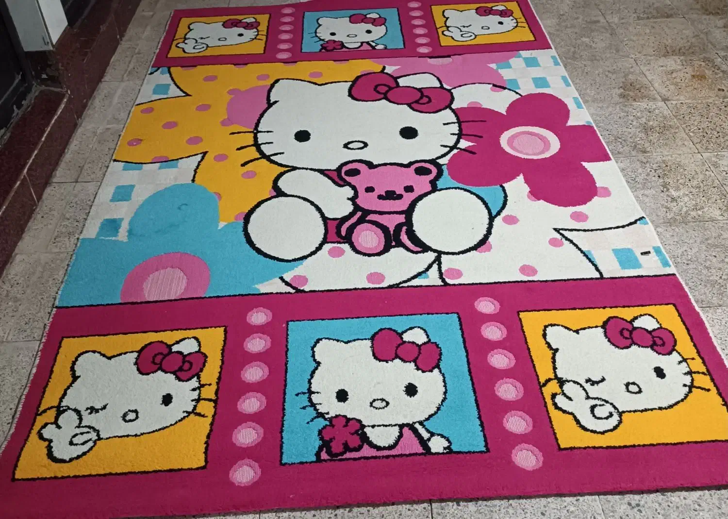 فرش کودک تمیز و سالم ۴متری|فرش|قزوین, |دیوار