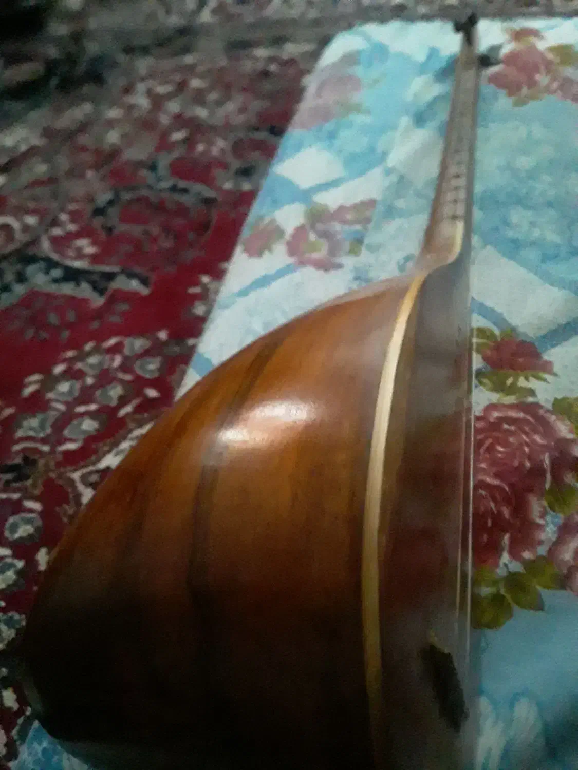 تنبور|سازهای سنتی|کرمانشاه, |دیوار