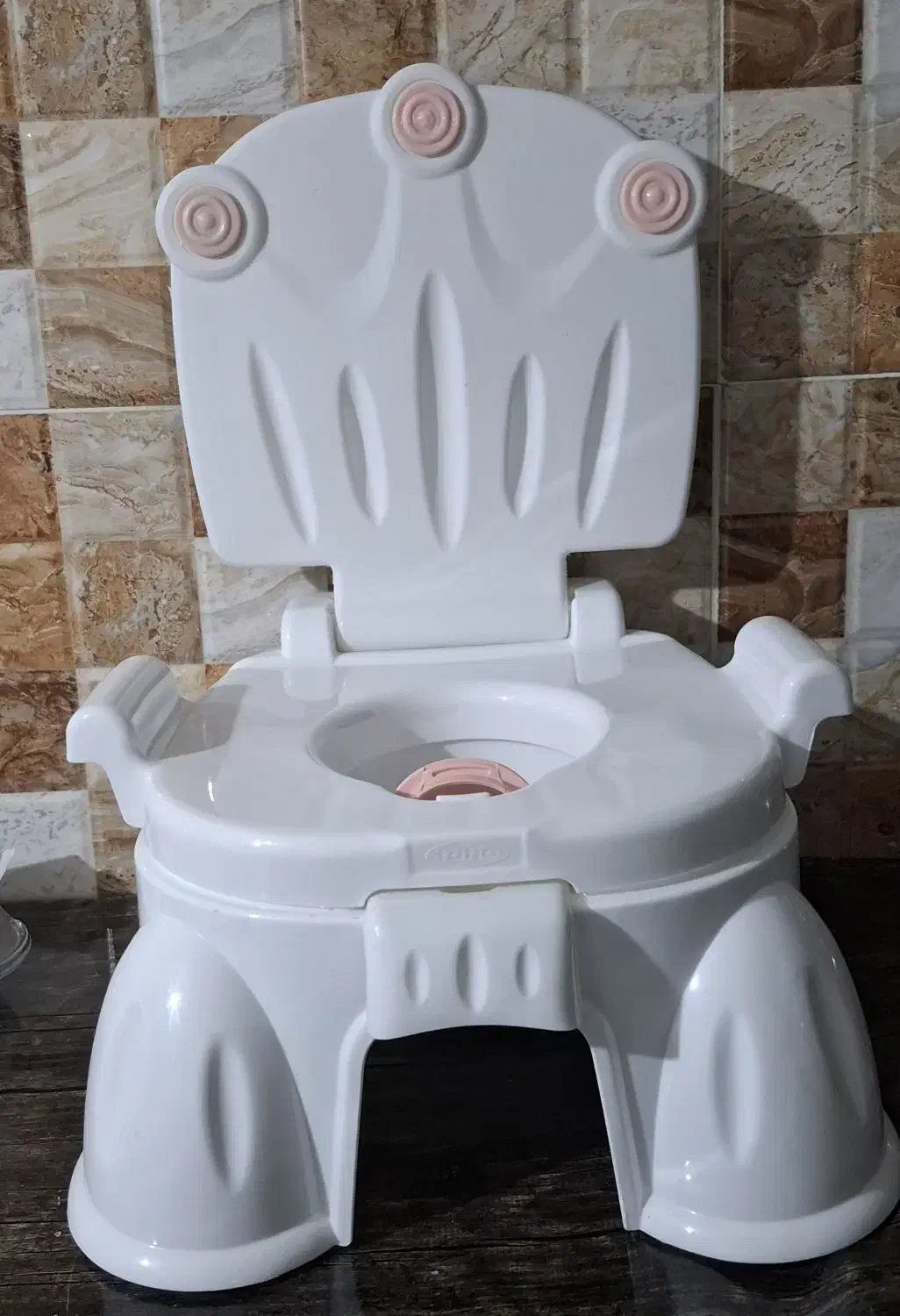 توالت فرنگی کودک(یکبار هم استفاده نشده )|اسباب و اثاث بچه|چالوس, |دیوار