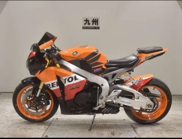 cbr1000 mt09 cb1300 repsol gsxr|موتورسیکلت|تهران, فلسطین (میدان انقلاب)|دیوار