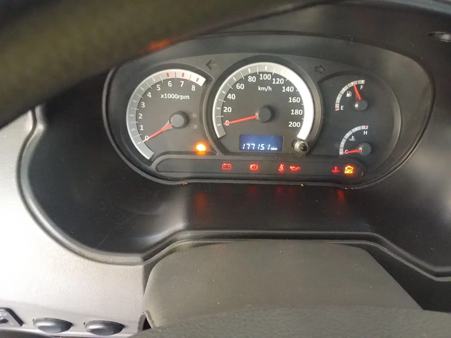 تیبا مدل 96صندوق دار|خودرو سواری و وانت|شیراز, محراب|دیوار