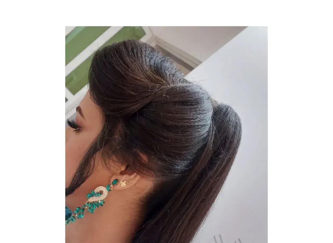 رنگ مو و کوتاهی و مدل مو انجام میشود|خدمات آرایشگری و زیبایی|ساوه, |دیوار