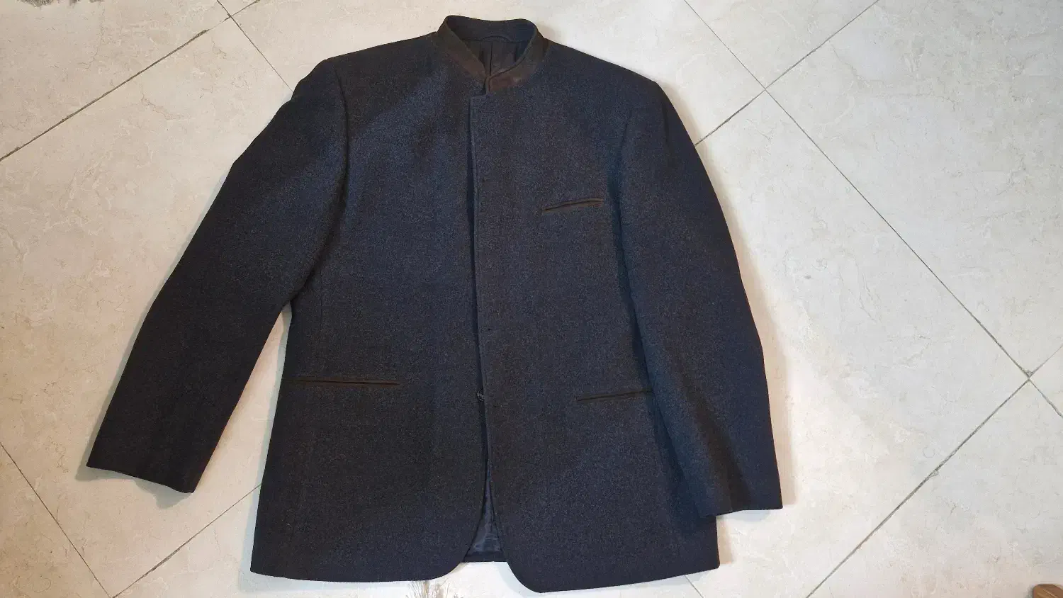 دو عدد کت در حد نو و شیک|لباس|آمل, |دیوار