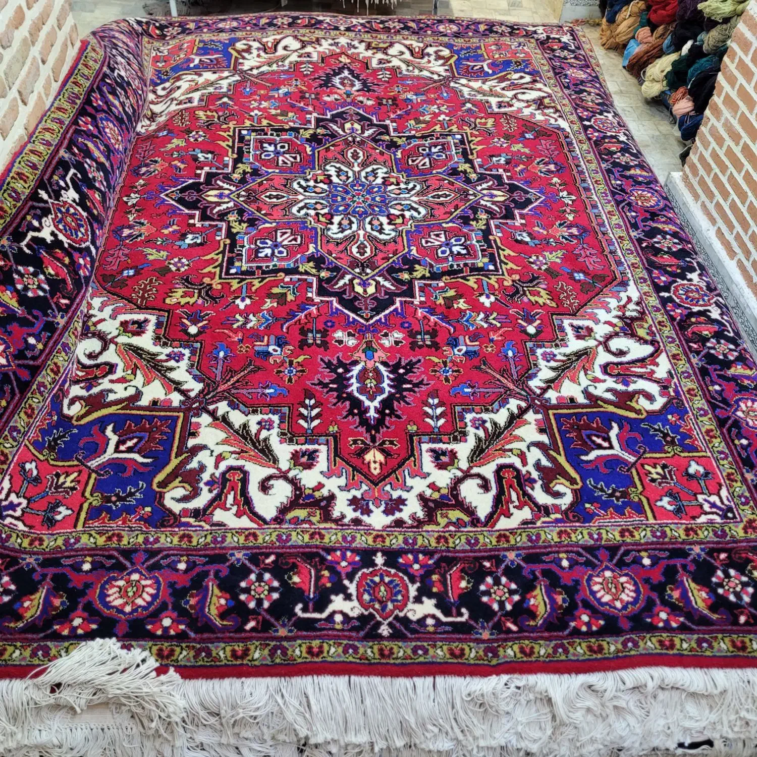 جفت ۹ متری هریس|فرش|تبریز, |دیوار