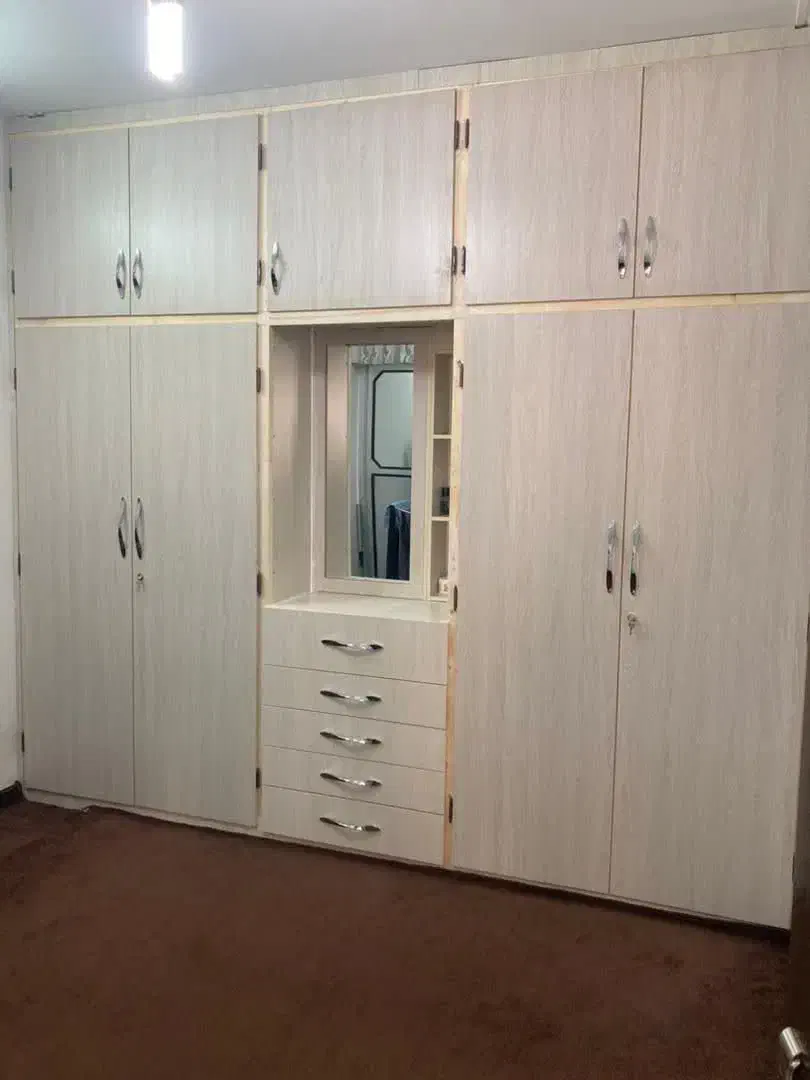 ساخت انواع درب های چوبی کمد دیواری|جاکفشی، کمد، دراور|قم, مهر آباد|دیوار