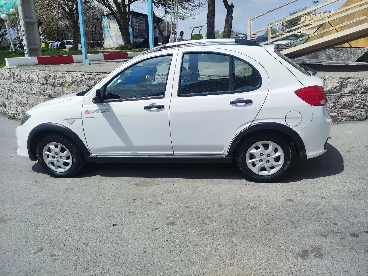 کوئیک ساده معاوضه با 206|خودرو سواری و وانت|سنندج, |دیوار