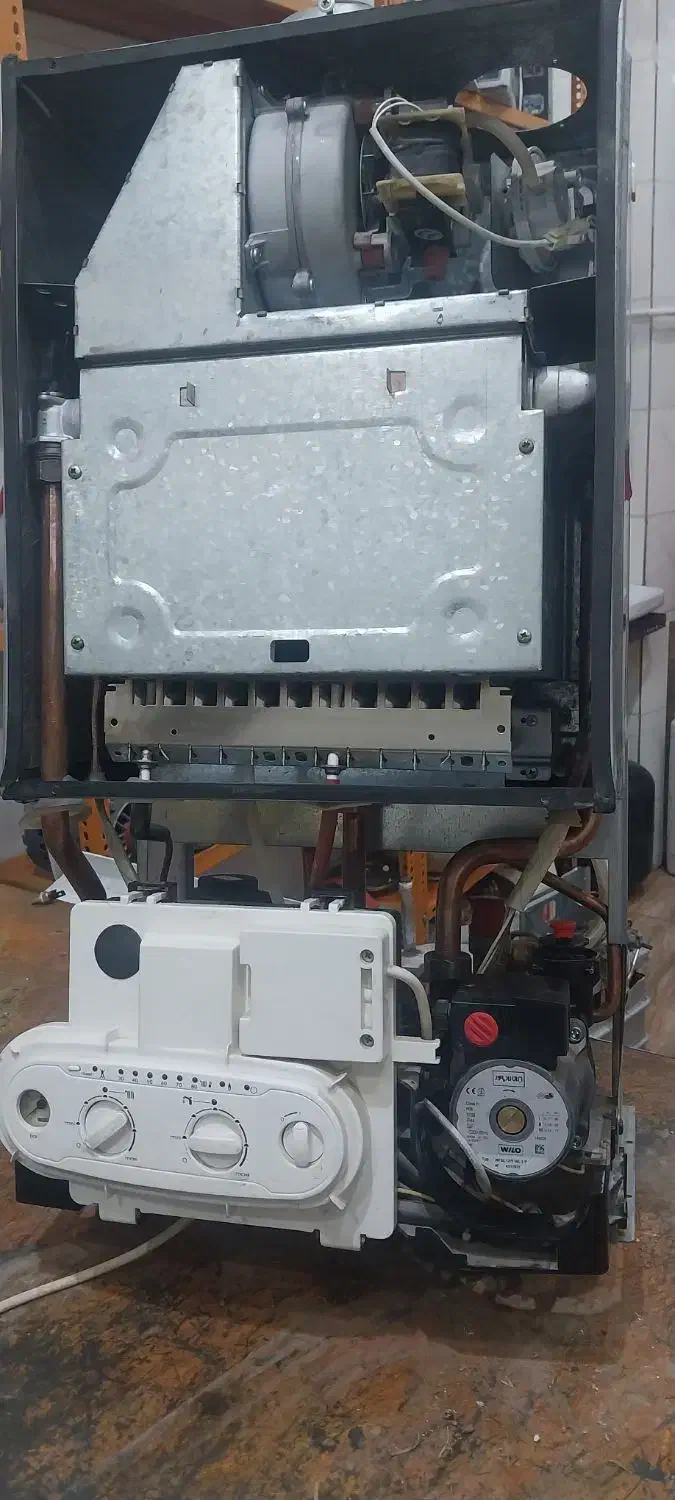 تعمیر پکیج.آبگرمکن.پمپ آب.اسیدشویی لوله های آب گرم|خدمات پیشه و مهارت|اصفهان, ملکشهر|دیوار