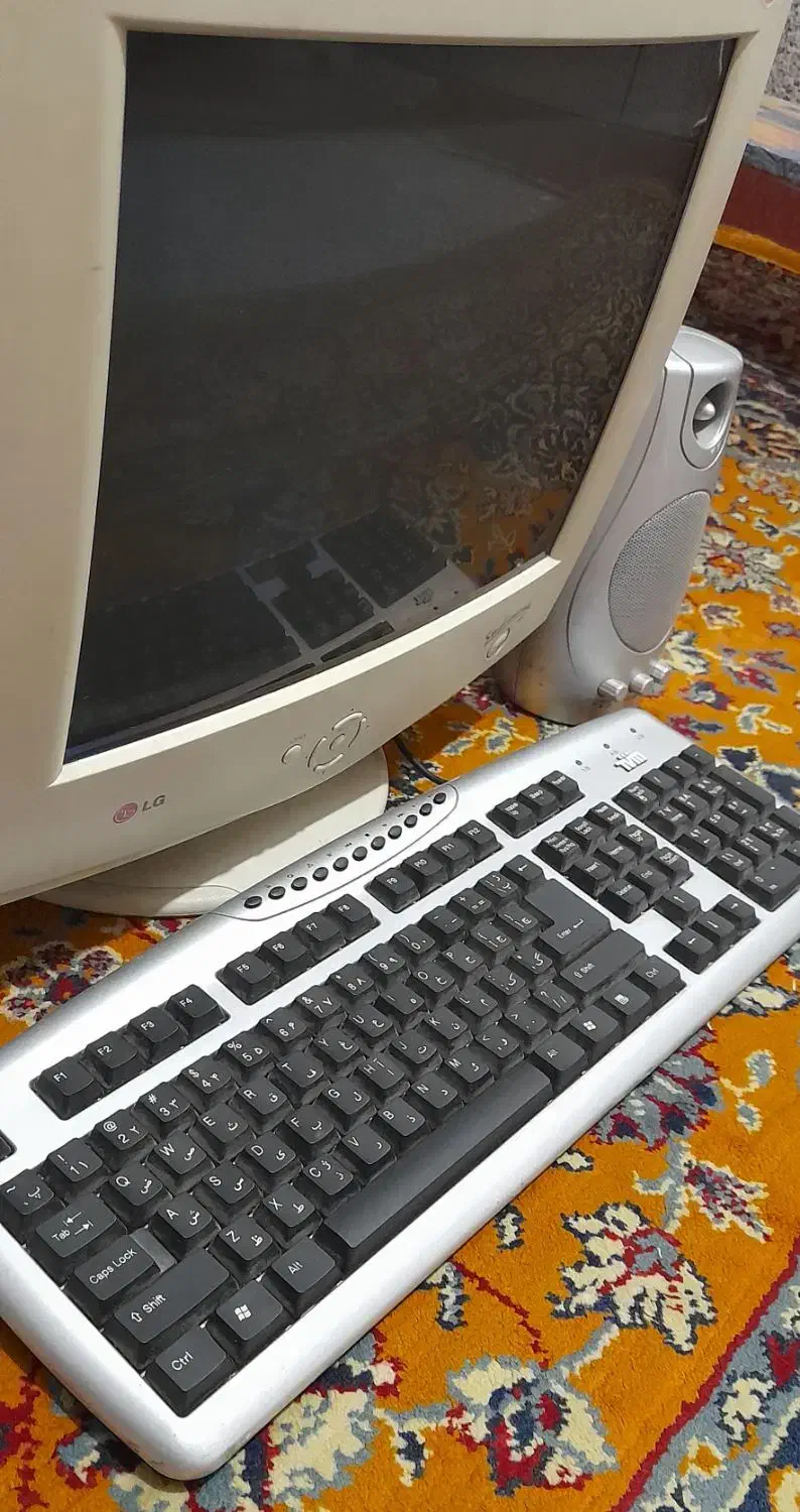 کامپیوتر قدیمی سالم|قطعات و لوازم جانبی رایانه|اندیمشک, |دیوار