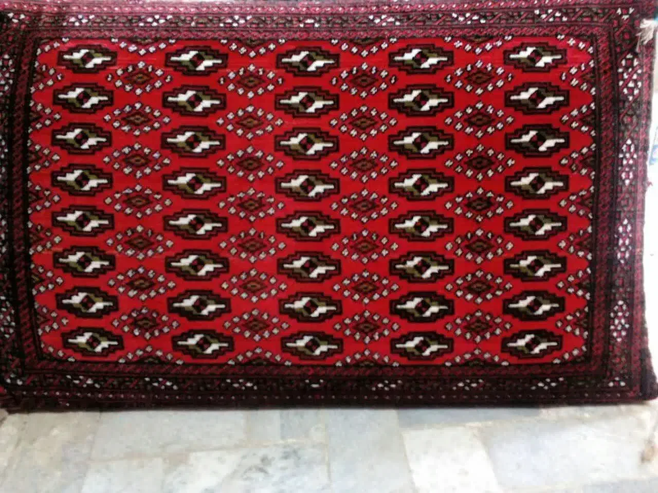 پشتی|پشتی|محمدشهر, همایون ویلا|دیوار