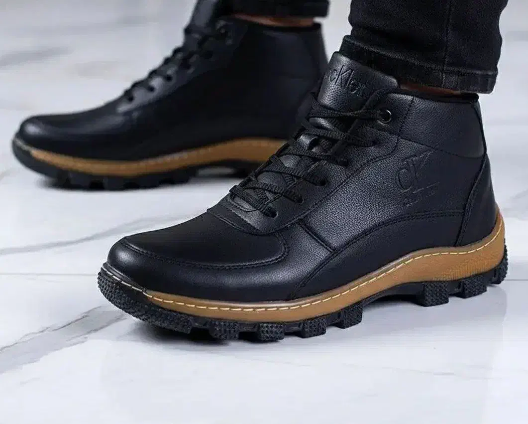 کفشش مردونه|کوهنوردی و کمپینگ|خرمآباد, |دیوار