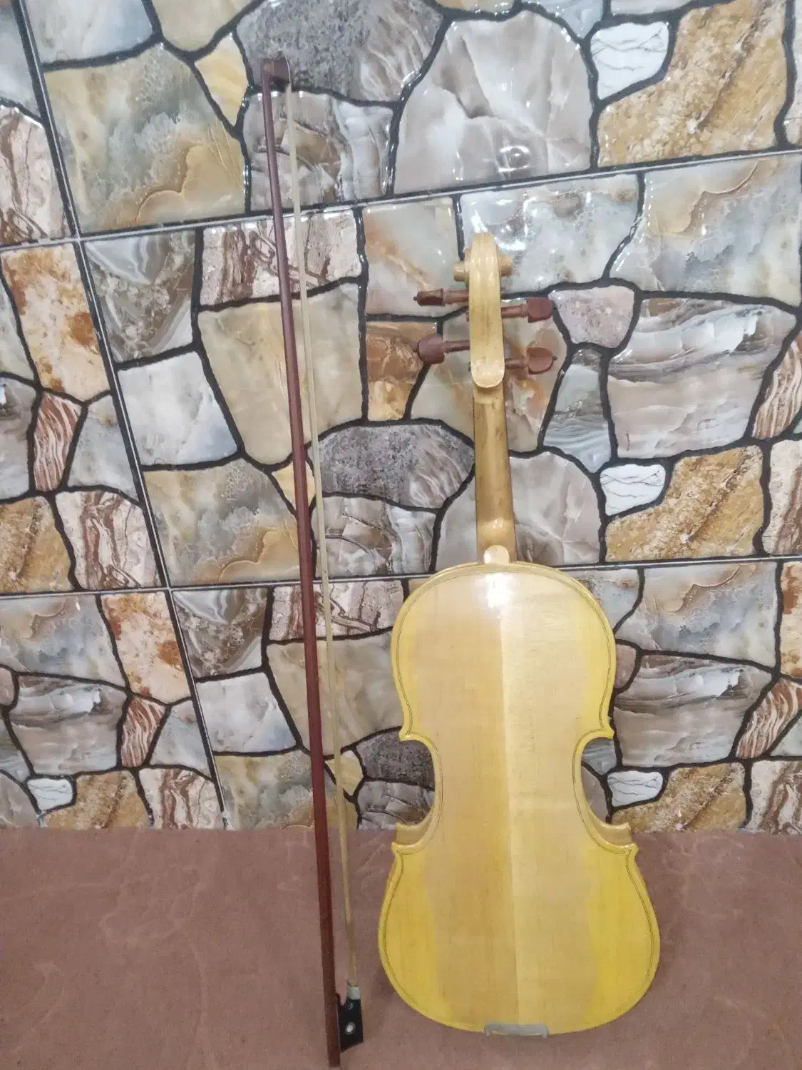 ویولن. ویالون. گیتار|ویولن|تبریز, |دیوار