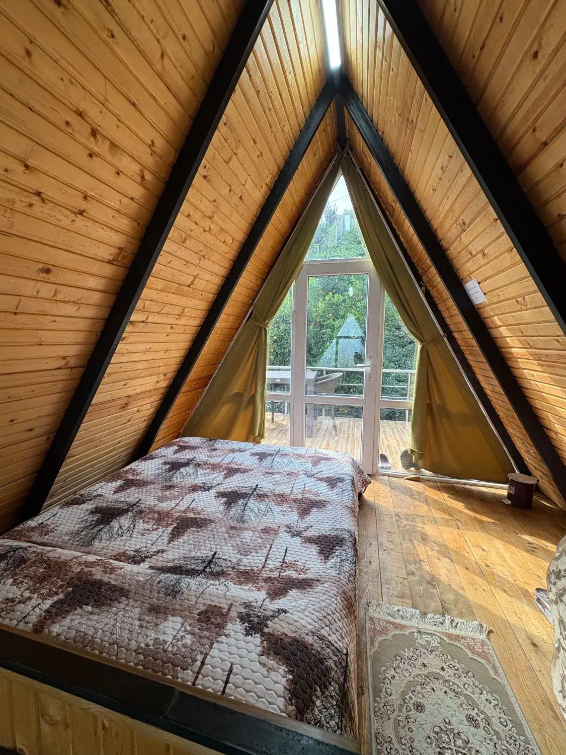 اجاره کلبه سوئیسی لاهیجان|اجارهٔ کوتاه‌مدت آپارتمان و سوئیت|لاهیجان, کوه بیجار|دیوار