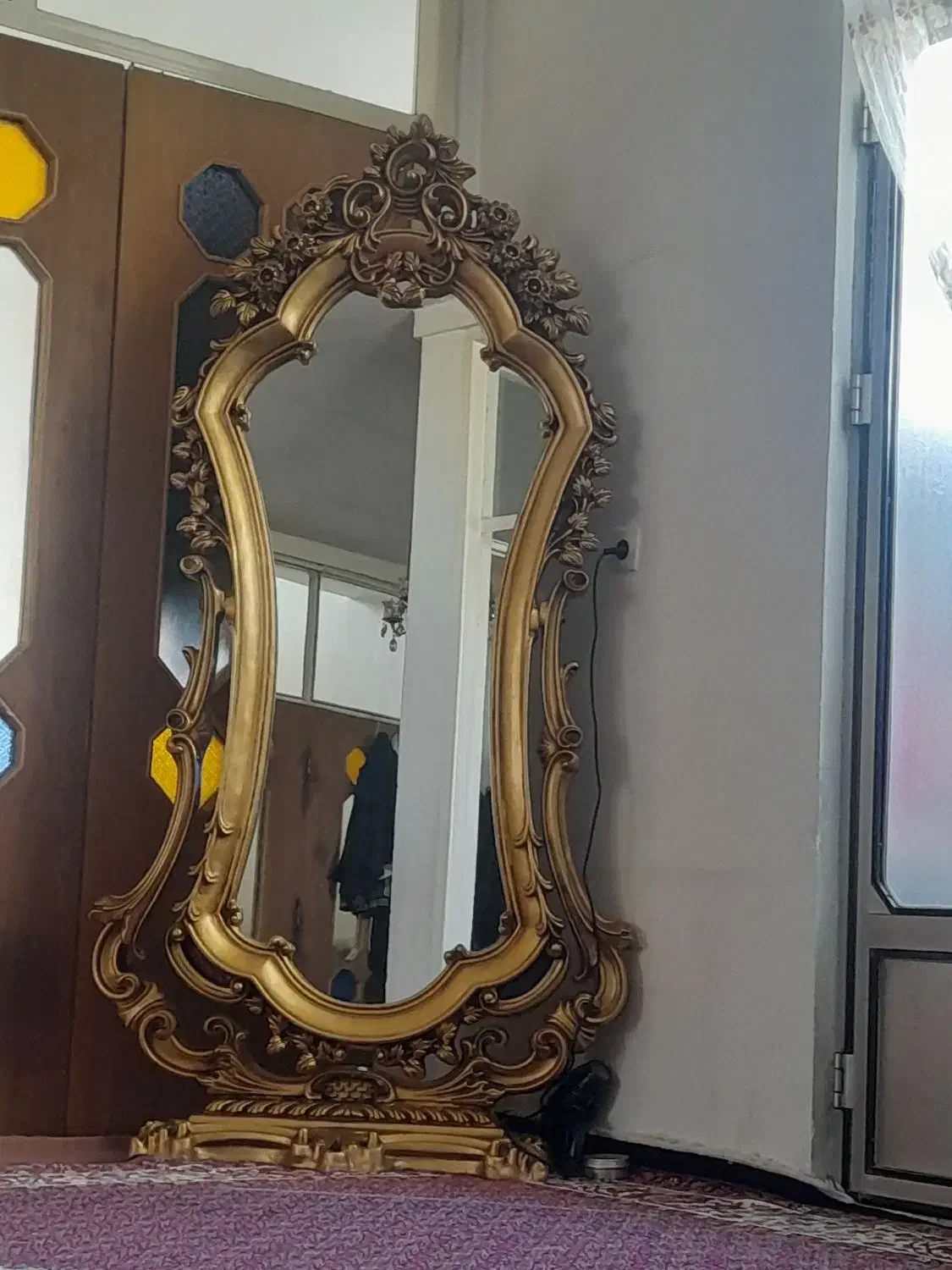 بوفه و اینه ایستاده|بوفه، ویترین، کنسول|زنجان, |دیوار