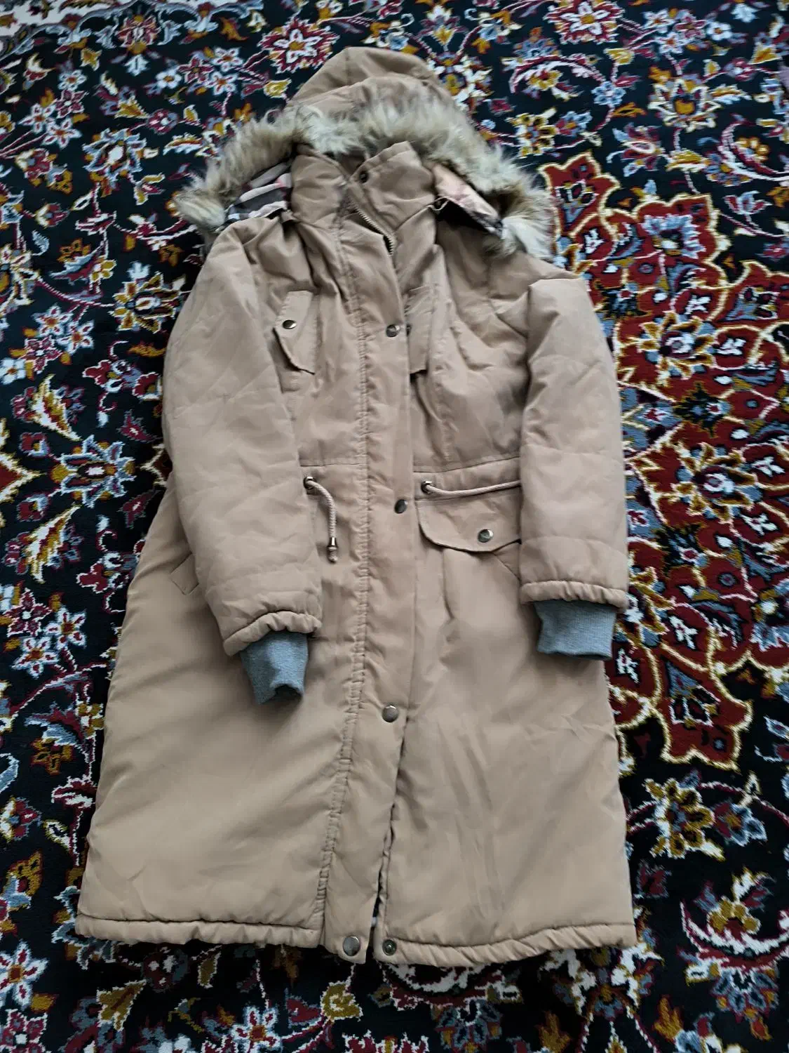 پالتو|لباس|مهاباد (آذربایجان غربی), |دیوار