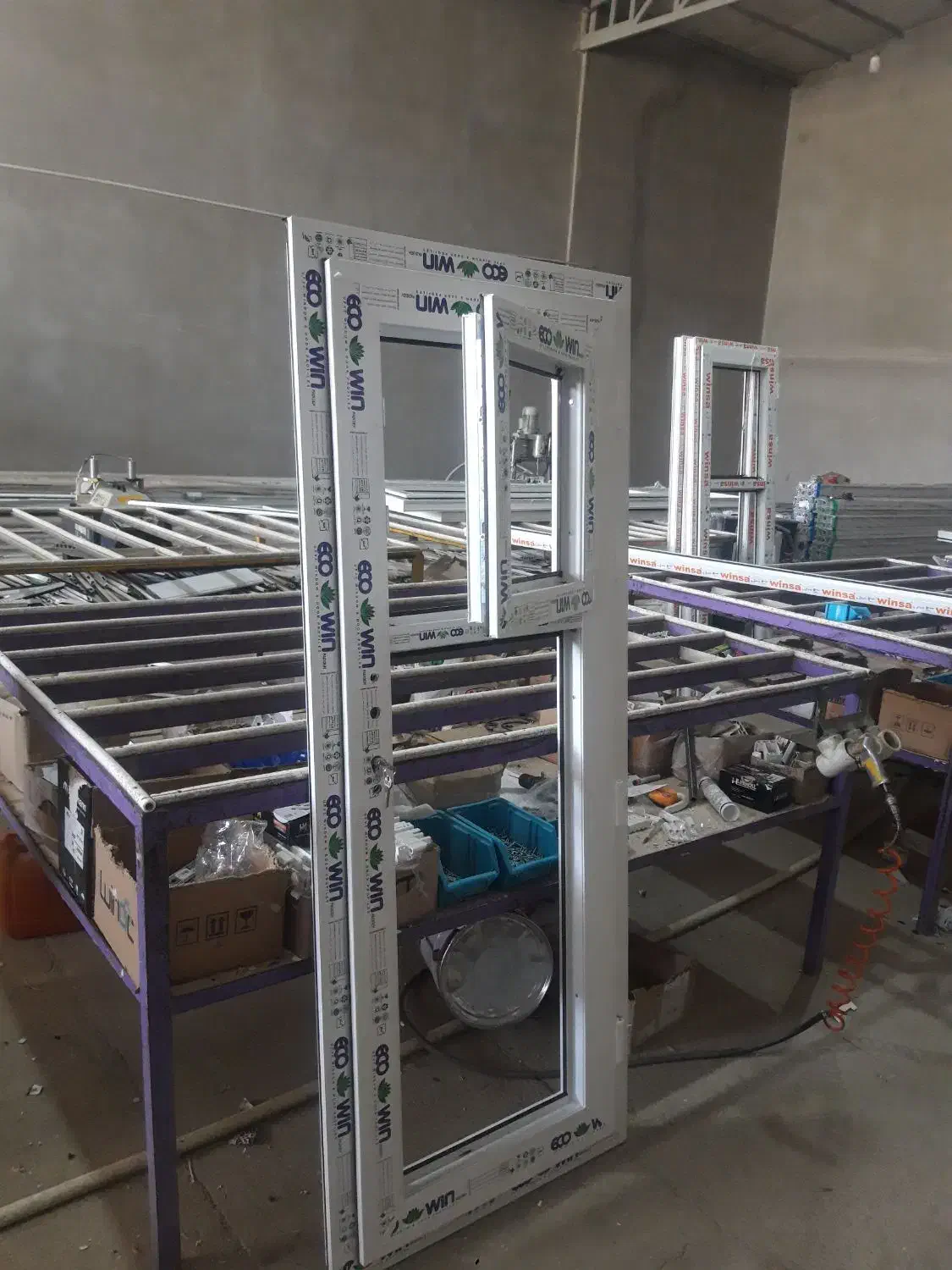 ساخت انواع درب وپنجره دوجداره|خدمات پیشه و مهارت|ملایر, |دیوار