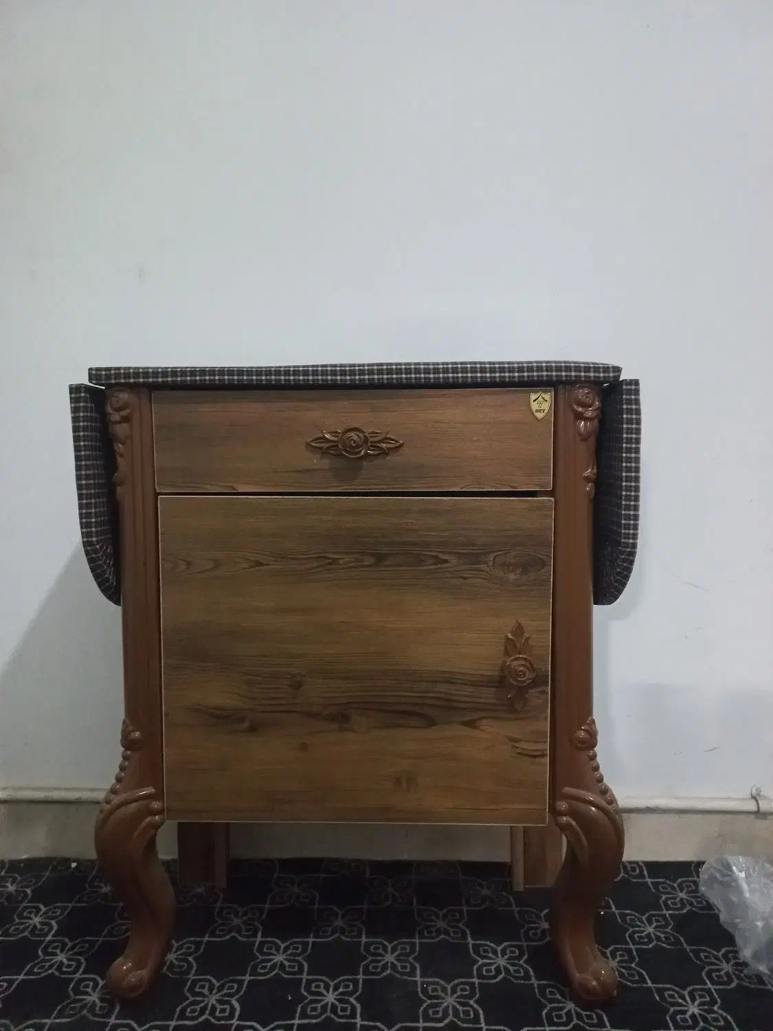 میز اتو و چرخ خیاطی|اتو و لوازم اتو|ساوه, |دیوار