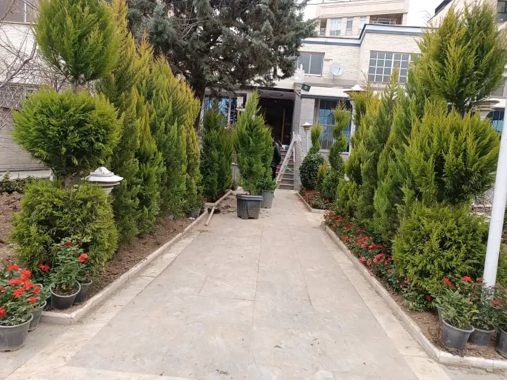 خدمات باغبانی هرسکاری کودهی بیل.زنی|خدمات باغبانی و درختکاری|پرند, فاز ۲|دیوار