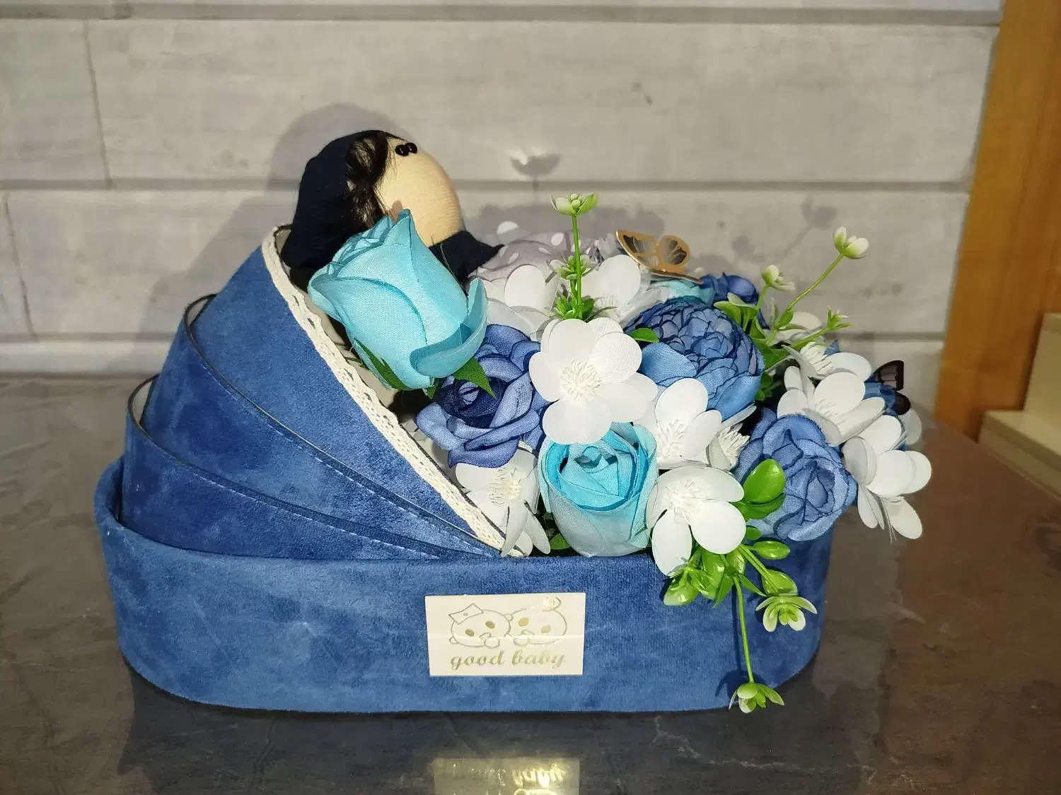 باکس گل برای هدیه به بچه پسر تازه تولد شده|گل مصنوعی|نجفآباد, امیرآباد|دیوار