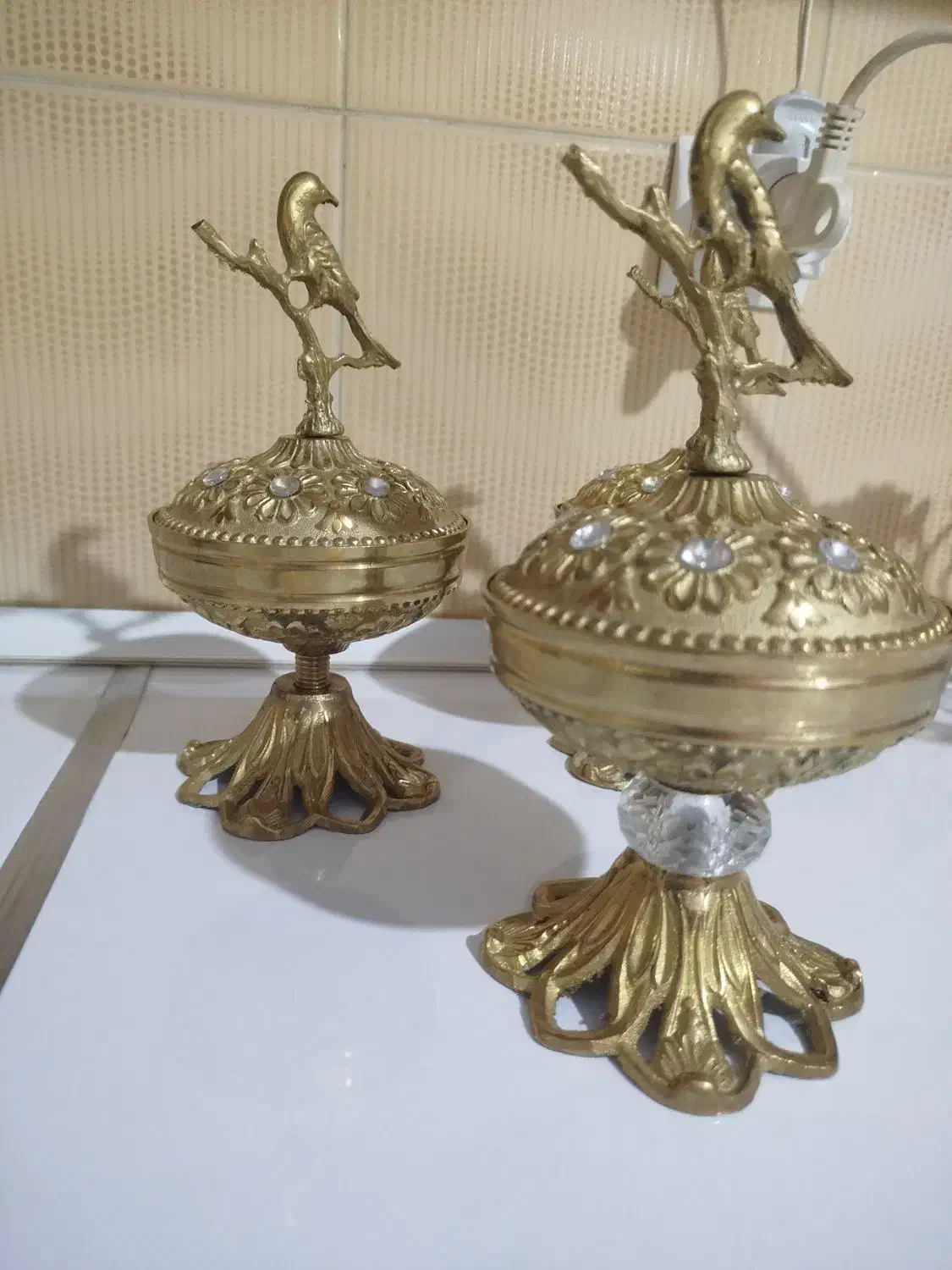 تعدادی وسایل برنزی درحد نو|ساعت دیواری و تزئینی|تبریز, |دیوار