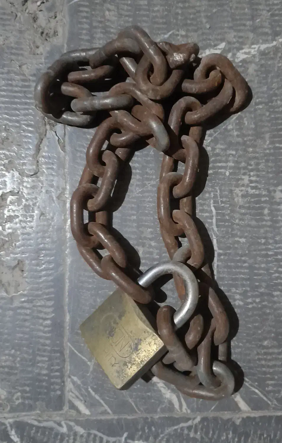 قلف وزنجیر|ابزارآلات|سنندج, |دیوار