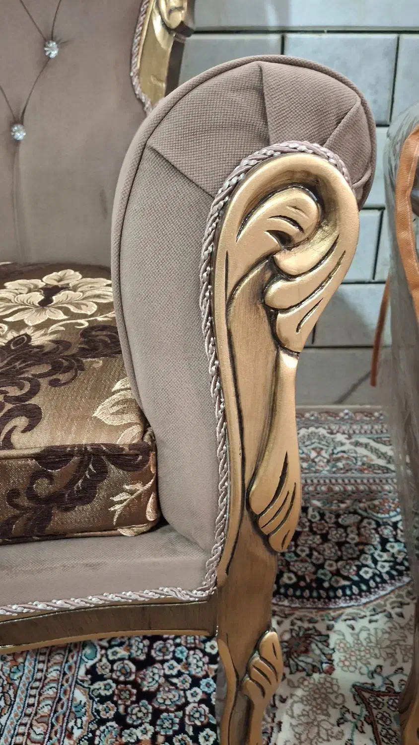 مبل سلطنتی|مبلمان خانگی و میز عسلی|فلاورجان, |دیوار