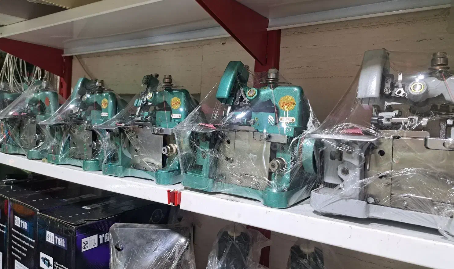 چرخ خیاطی سردوز ۳ نخ پروانه|چرخ خیاطی و ریسندگی|کاشمر, |دیوار