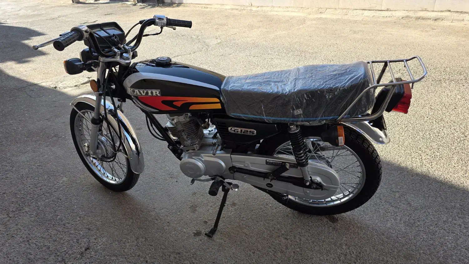 هندا۹۴کویر درحدصفر|موتورسیکلت|قم, گلزار|دیوار