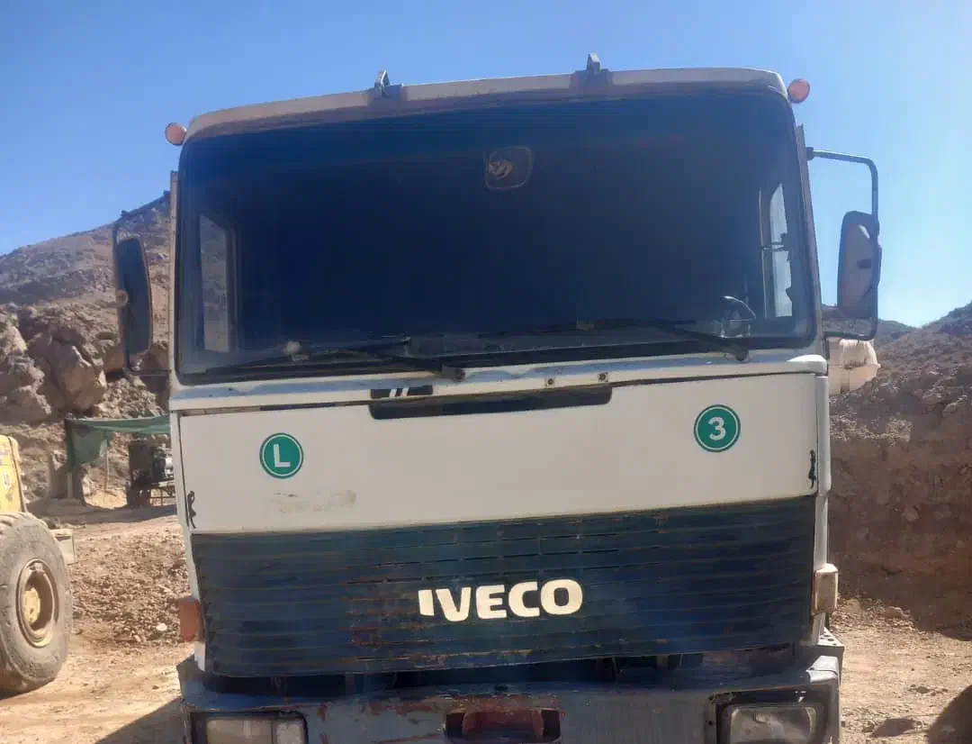 اویکو 330|خودرو سنگین|شیراز, بازار|دیوار