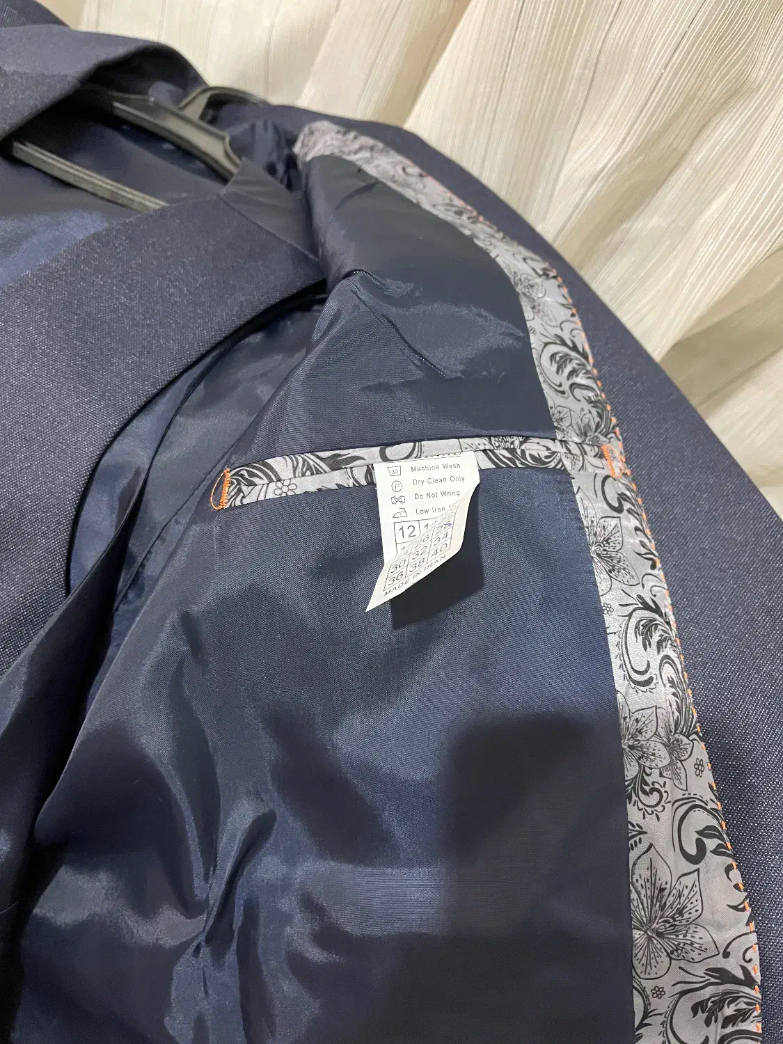 یک دست کت و شلوار سایز۲۸|حراج|تهران, مجیدیه|دیوار