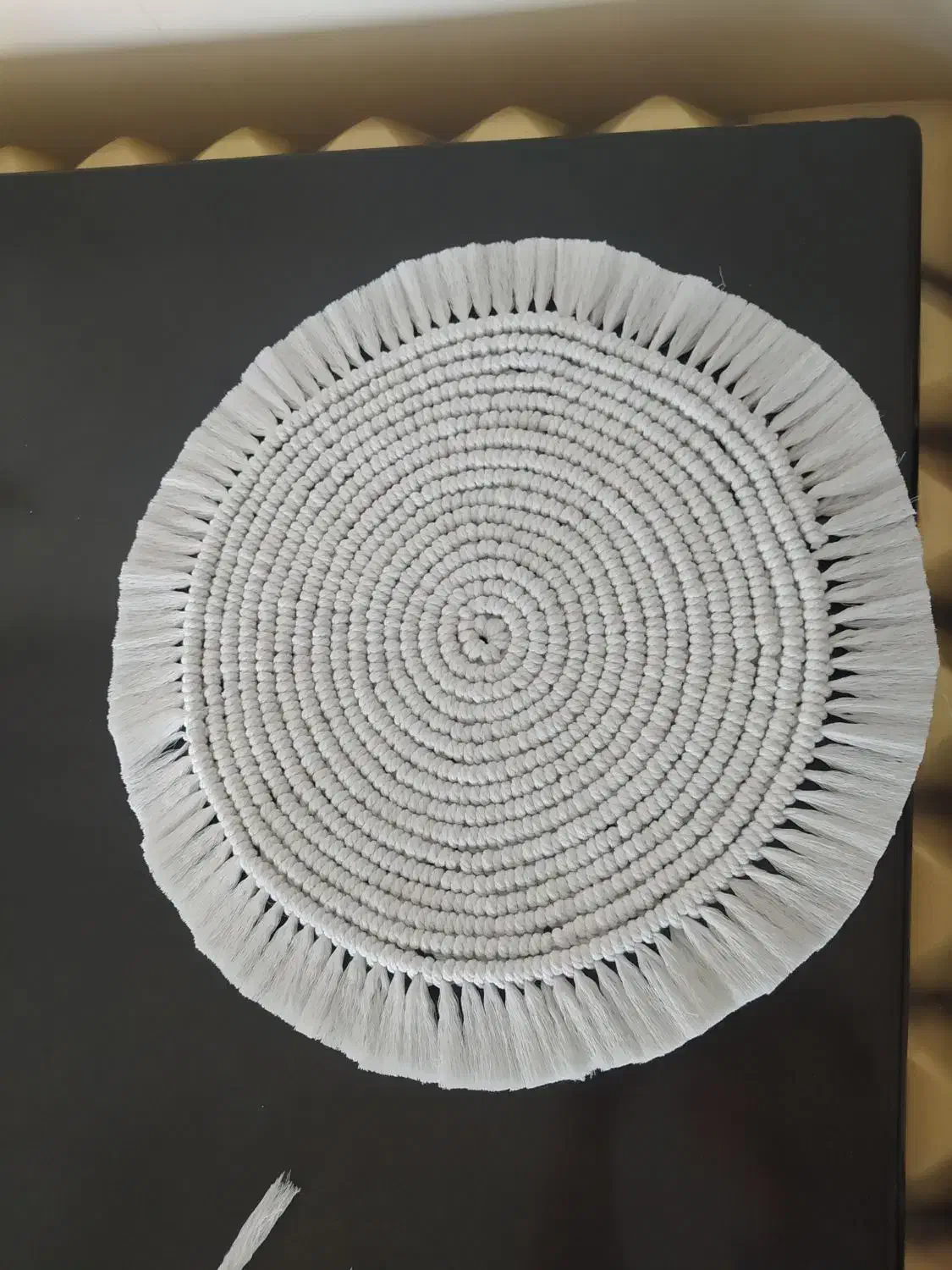 گلدون،رومیزی و زیربشقابی مکرومه|پرده، رانر، رومیزی|قزوین, |دیوار