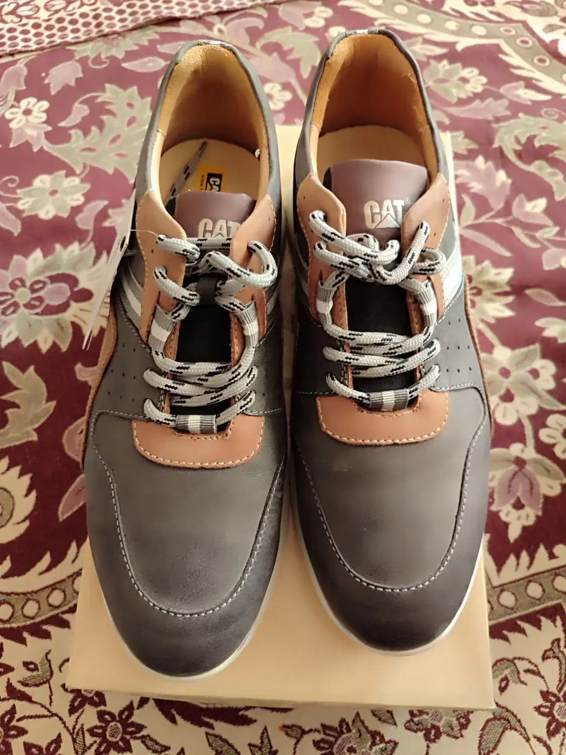 کفش|کیف، کفش، کمربند|سیرجان, |دیوار