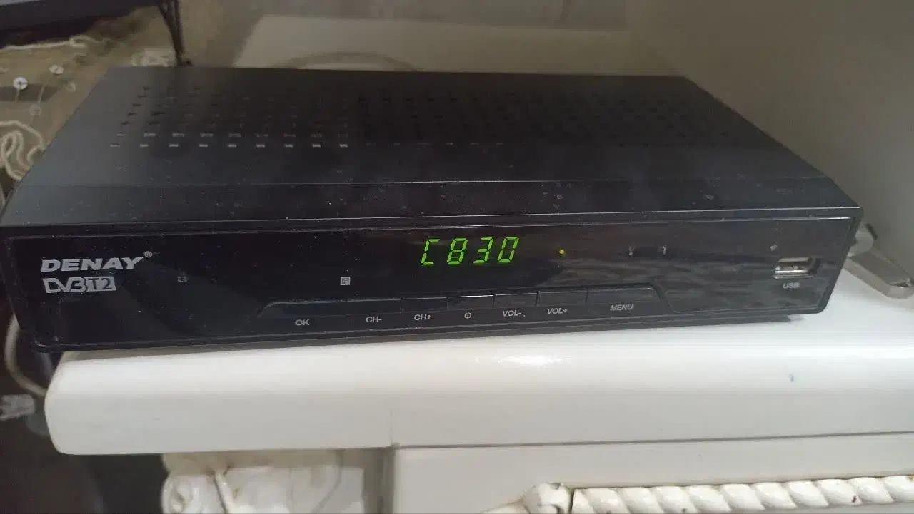 تلویزیون قدیمی سامسونگ به همراه دیجیتال|تلویزیون و پروژکتور|نیشابور, مسکن مهر نور|دیوار