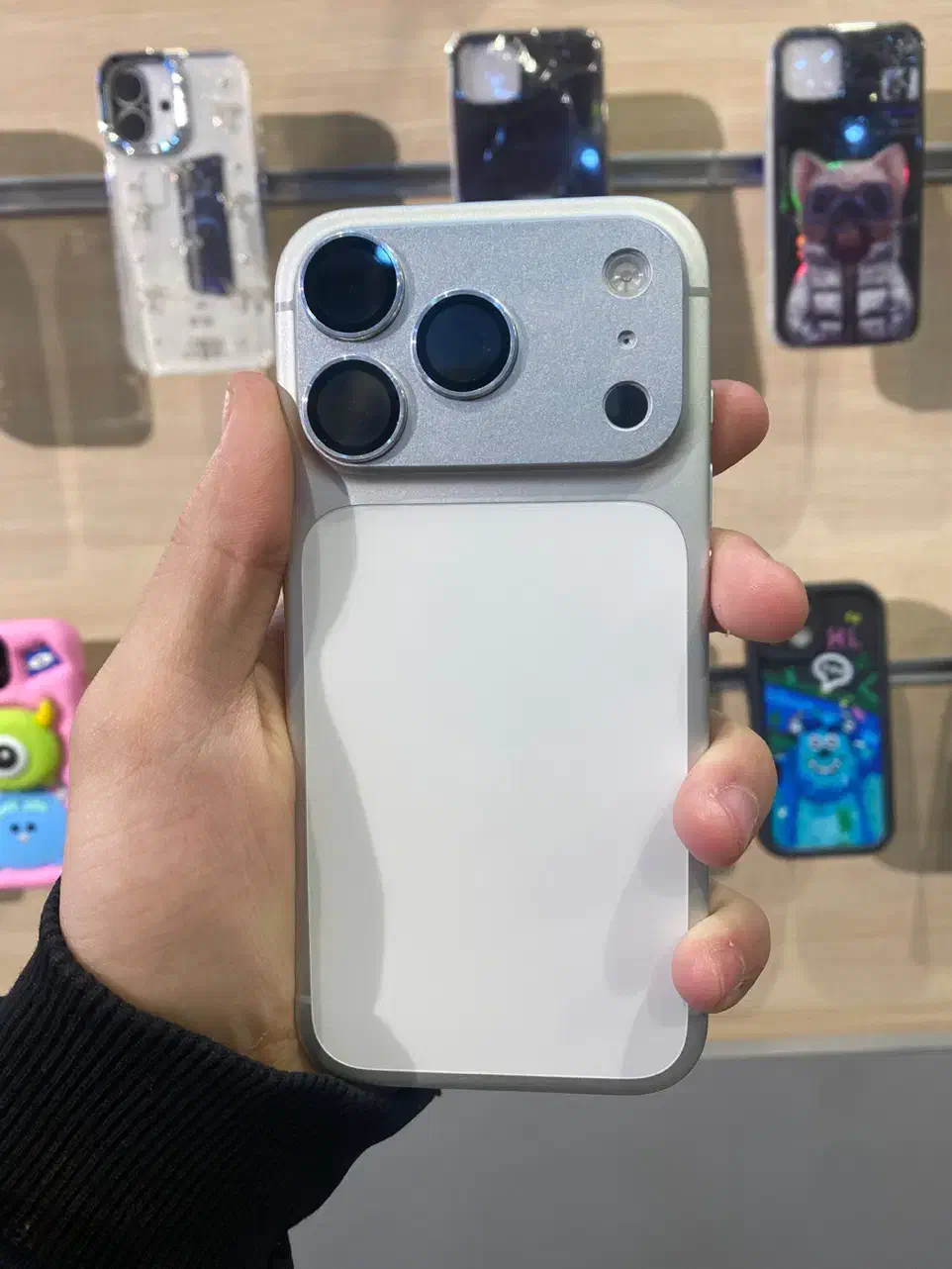 iPhone 17pro|موبایل|مشهد, سجاد شهر|دیوار