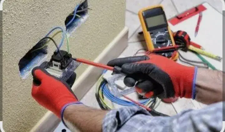 برقکار ساختمان منصف|خدمات پیشه و مهارت|پردیس, فاز ۸|دیوار