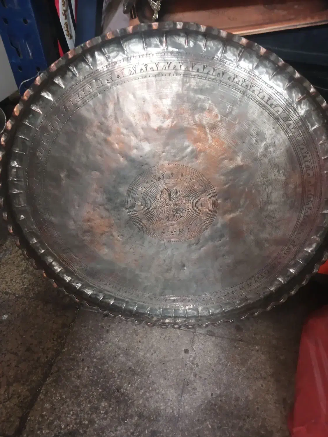 مجمع قدیمی|کلکسیون اشیاء عتیقه|تهران, هروی|دیوار