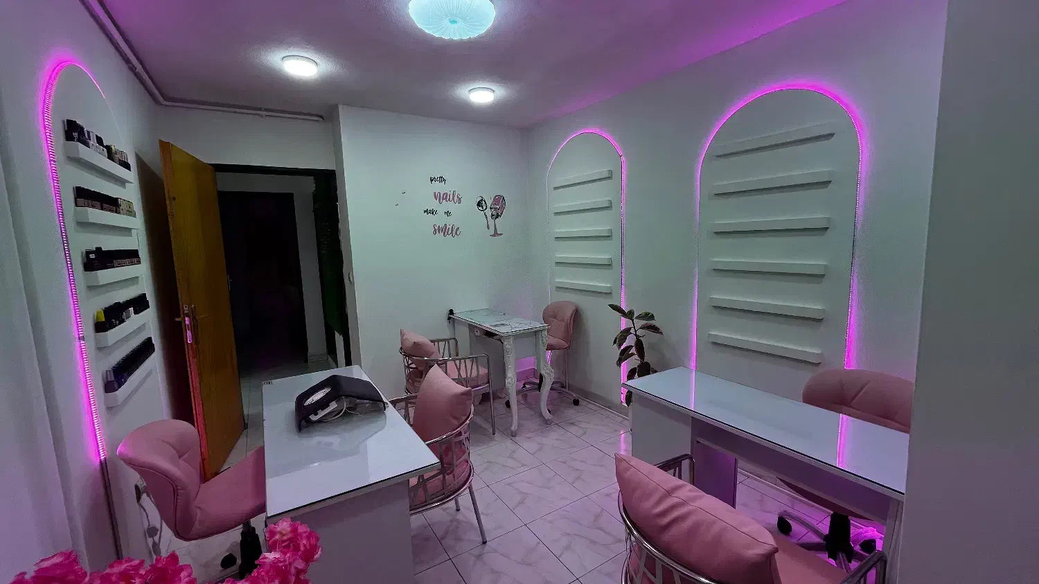 دعوت به همکاری در سالن زیبایی|استخدام درمانی، زیبایی، بهداشتی|بندر انزلی, متروپل|دیوار