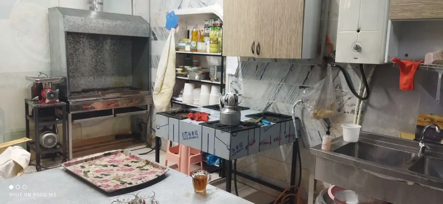 واگذاری رستوران وغذای اماده|اجارهٔ مغازه و غرفه|زنجان, |دیوار