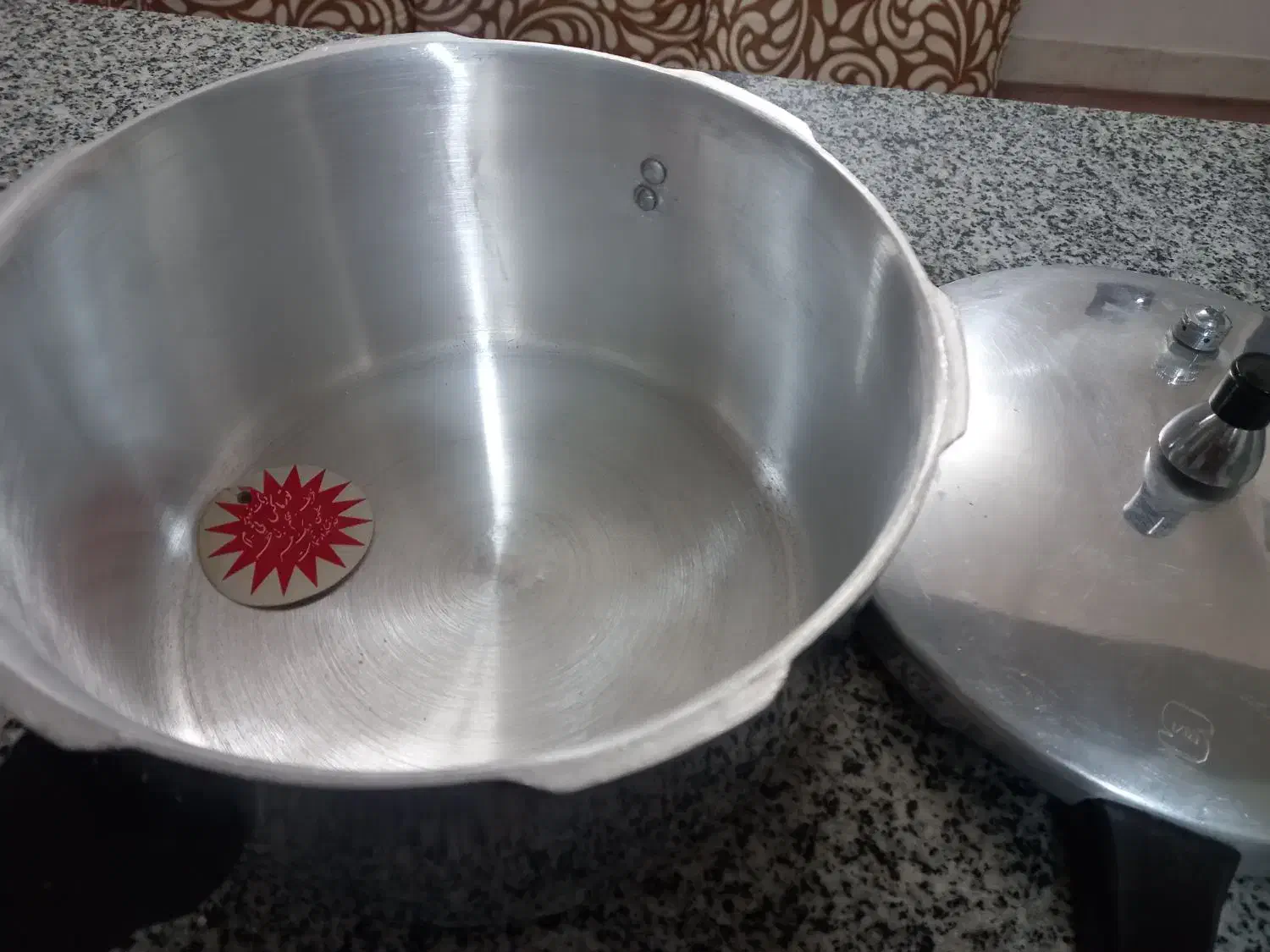 زودپز ۶لیتر تور مکس قدیمی ساخت ایران|ظروف پخت‌وپز|آران و بیدگل, |دیوار