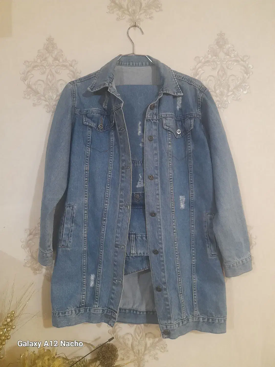 مانتوشلوارجین|لباس|فردیس, داوری|دیوار