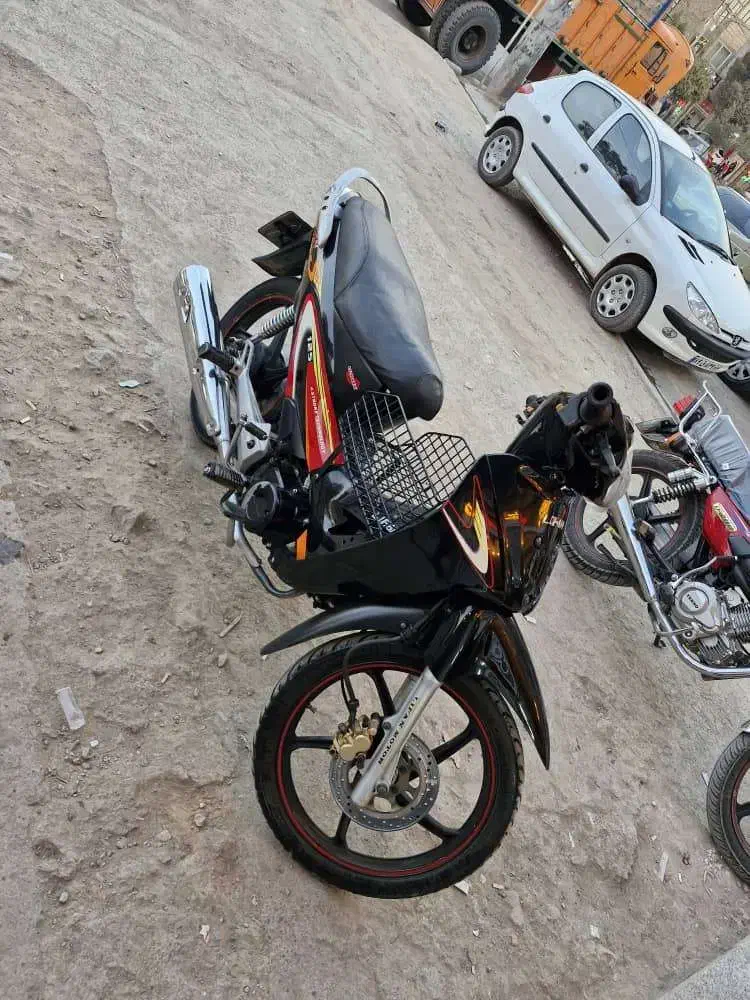 موتور بی کلاج لیفان ۱۲۵ مدل ۹۵|موتورسیکلت|مشهد, دوست آباد|دیوار