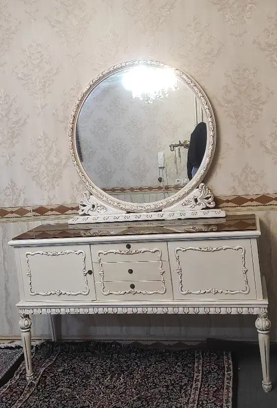 میز و آینه کنسول|بوفه، ویترین، کنسول|همدان, |دیوار