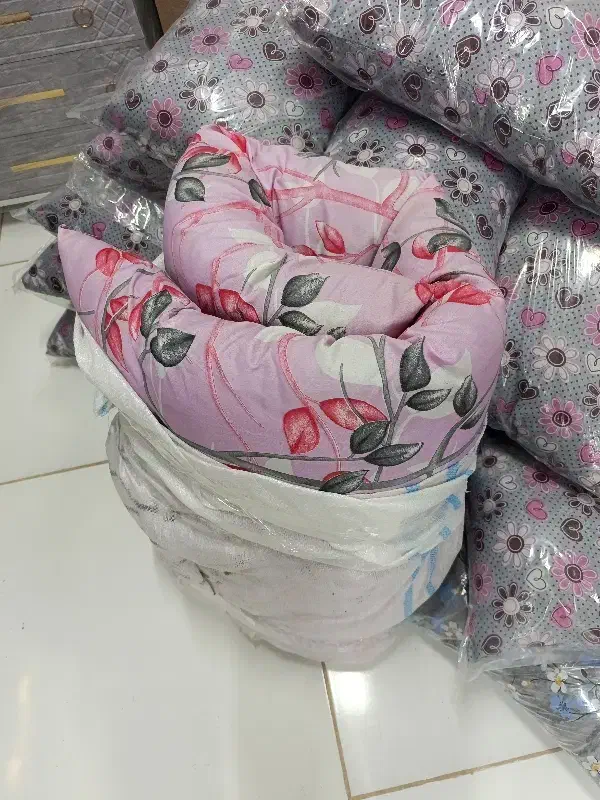 پتو مسافرتی قیمت 650|رختخواب، بالش، پتو|بیرجند, |دیوار