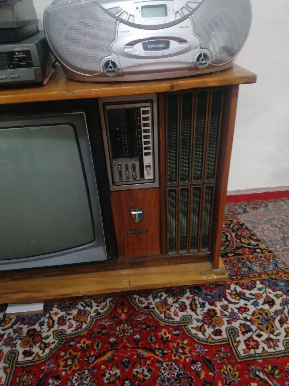 تلویزیون قدیمی ناسیونال|تلویزیون و پروژکتور|تبریز, |دیوار