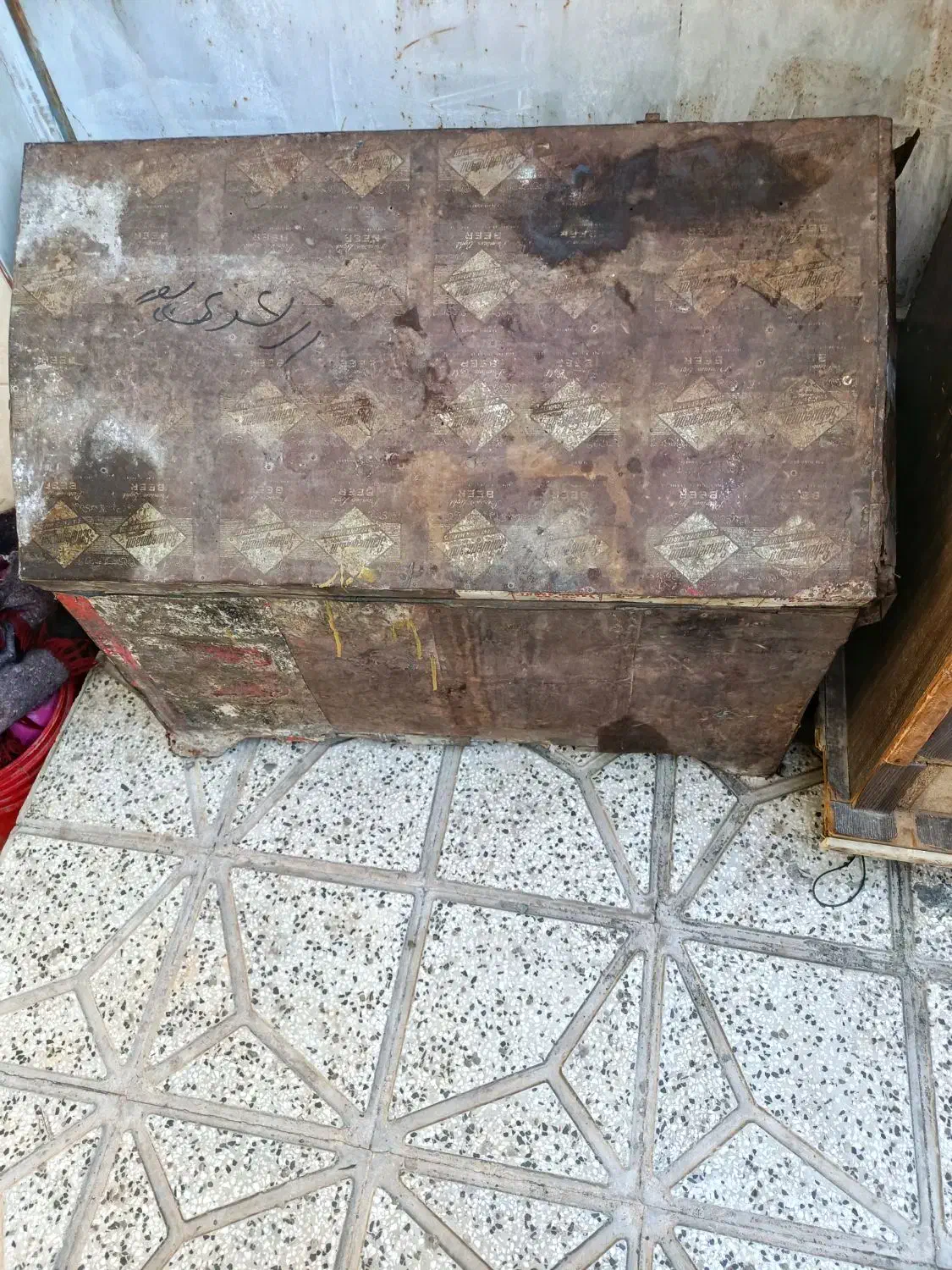 صندوق چه وسایل قیمت توافقی|کلکسیون اشیاء عتیقه|نیشابور, فردوسی جنوبی|دیوار