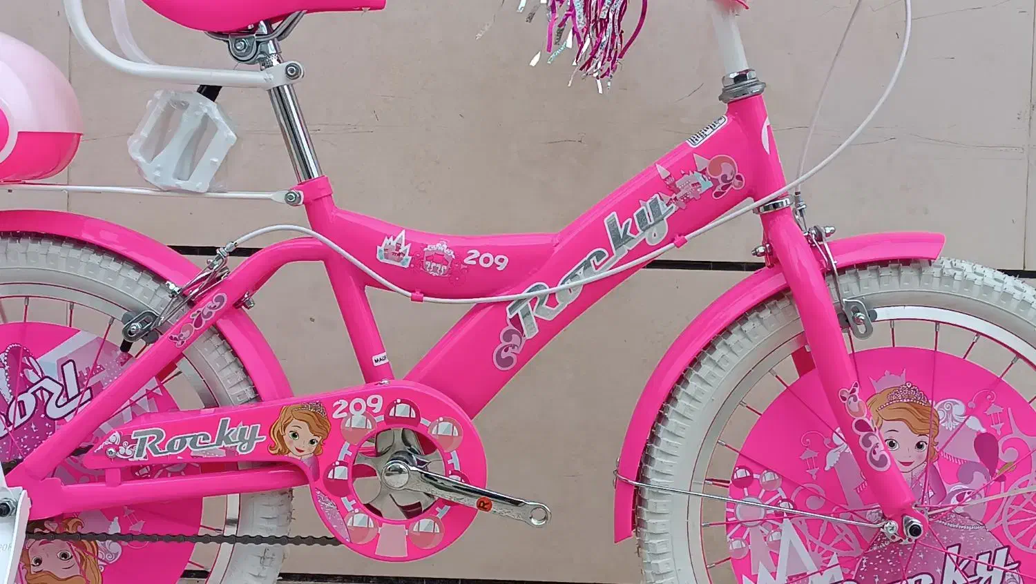 دوچرخه سایز 20 دخترانه|دوچرخه، اسکیت، اسکوتر|گنبد کاووس, |دیوار