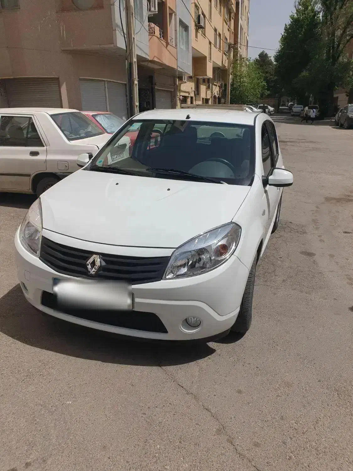 رنو ساندرو اتوماتیک مدل ۹۶|خودرو سواری و وانت|ارومیه, |دیوار