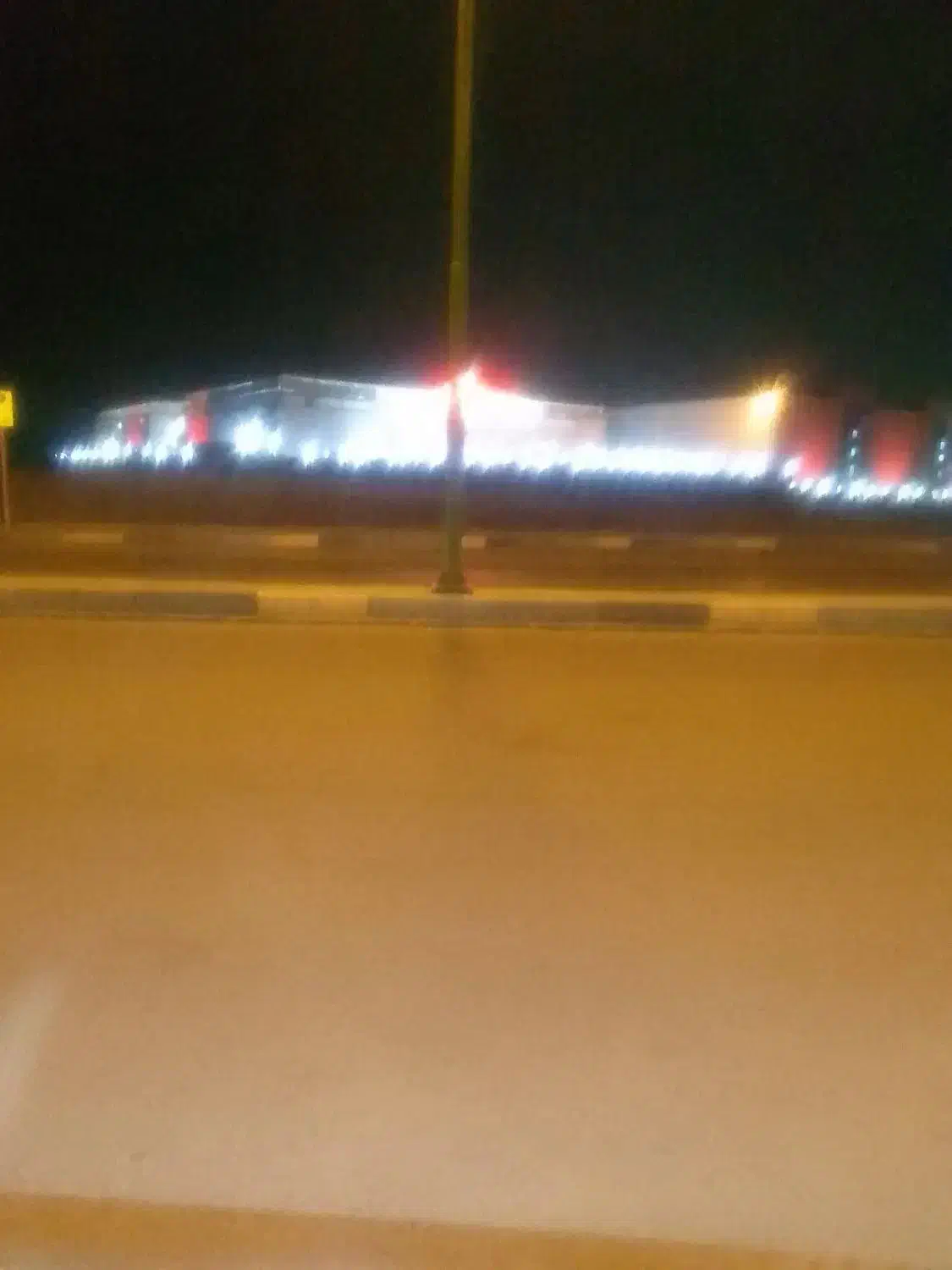 کمک|فعالیت داوطلبانه|اصفهان, آبشار|دیوار